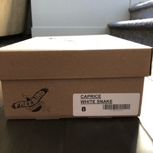 Freebird Caprice heel slide